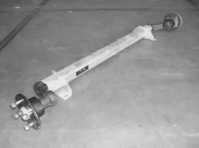 AS ONGEREMD, 750 KILO 4GAATS, 1300/1750MM.
